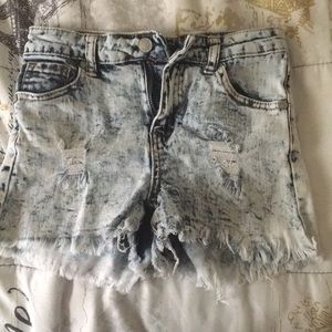 GOGO Jean Shorts